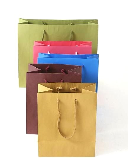 How to choose paper for paper handbags?